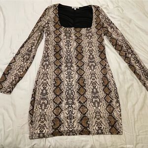 Snake Print Long sleeve Mini Dress, Size L
